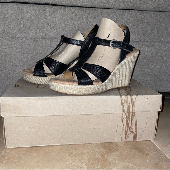 EUC-Born B.o.c. Maureen Comfort Wedge Sandals Black Womens Size 8M🖤with Box - Picture 4 of 13